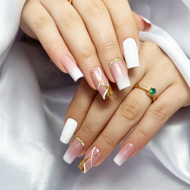 UNIQUE NAIL SALON